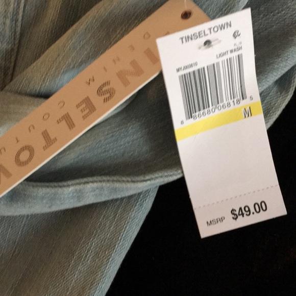 Juniors Tinseltown Denim Jacket (Brand new) - Picture 4 of 4